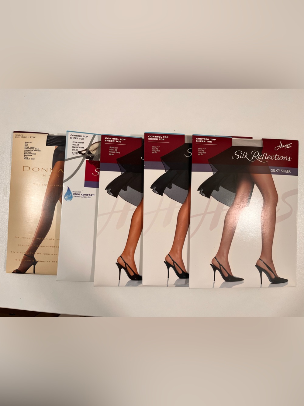 5 pairs, Donna Karan/Hanes Silk Reflections tights, size AB